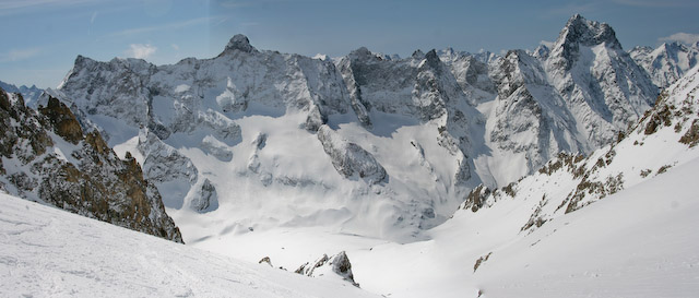 alpinisme/ecrins/2008_05_ecrins/2008_0510.jpg