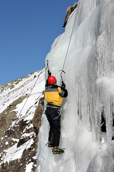 alpinisme/pyrenees/2005_02_soulcem/2005_0209.jpg