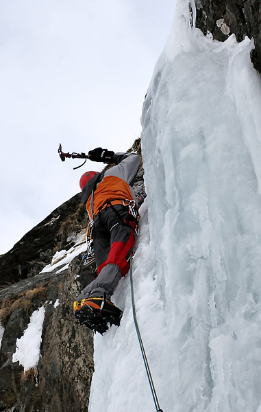 alpinisme/pyrenees/2005_02_soulcem/2005_0249.jpg