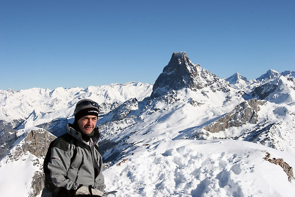 alpinisme/pyrenees/2005_12_pic_des_moines/2005_1435.jpg