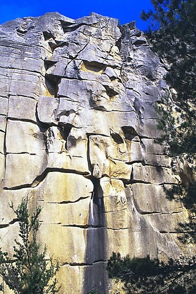 escalade/couennes/2001_05_etoilenoire/etoilenoire-47689-11.jpg