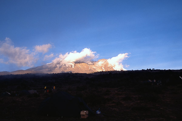 expe/2001_09_kilimanjaro/kili-2/kilimanjaro-2-10.jpg