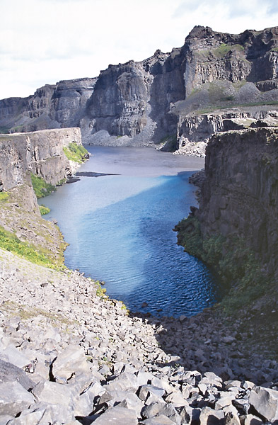 expe/2002_07_islande/dia1024/islande6-0702-03.jpg