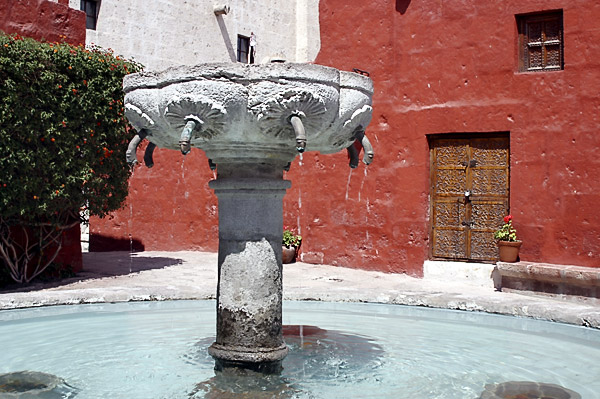 expe/2003_07_perou/arequipa/2003_1170.jpg
